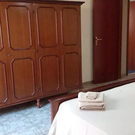 Le Finestre Sulla Torre - *