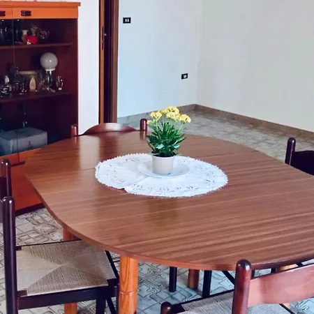 Le Finestre Sulla Torre - *