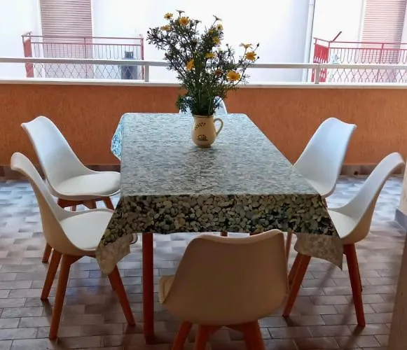 Le Finestre Sulla Torre -