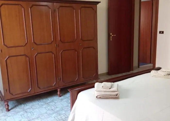 Le Finestre Sulla Torre - *